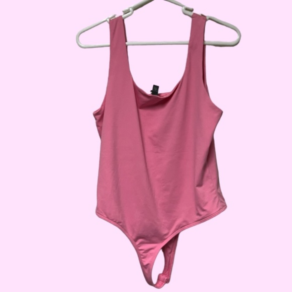 3/$15 LAST CHANCE! ALYA Bubblegum Pink Bodysuit Size XL - Picture 3 of 10